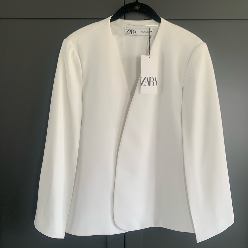 Zara Women's Creamy white Cape